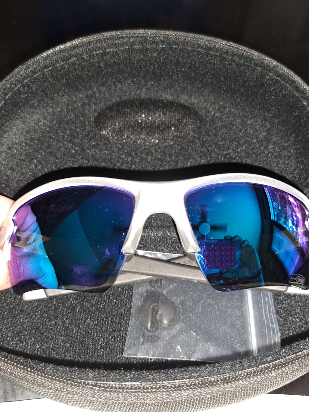Oakley NFL Seattle Seahawks Sunglasses Silver W/ Blue Mirrored Lenses NEW